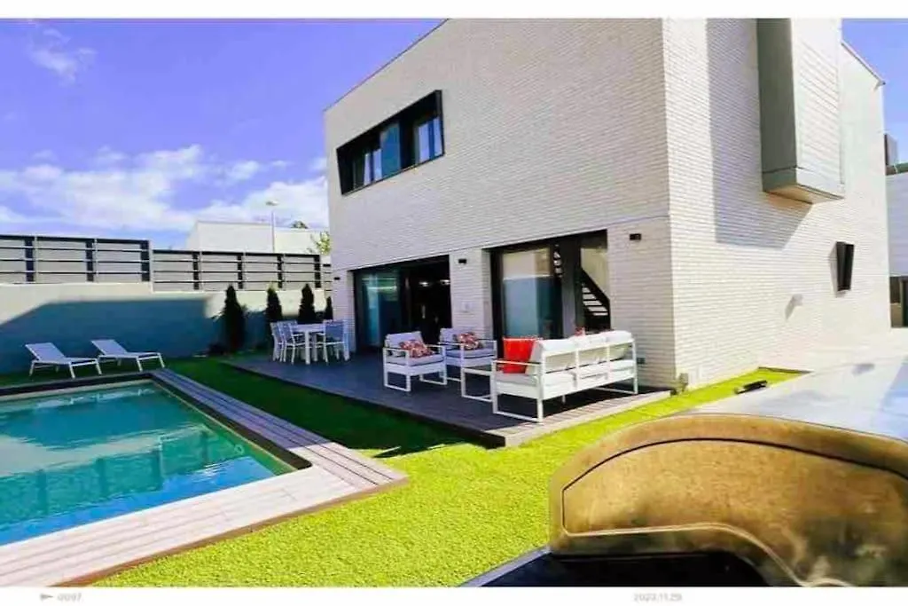 The Orange House Barcelona Villa Montgat